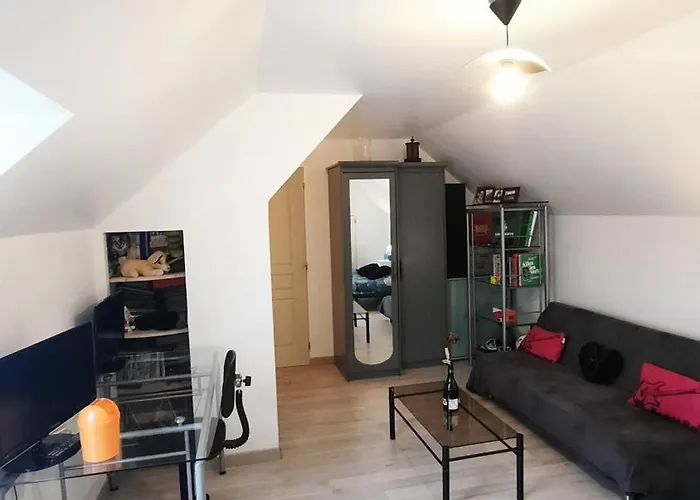 Gæstehus Le Chaudron Moncé-en-Belin